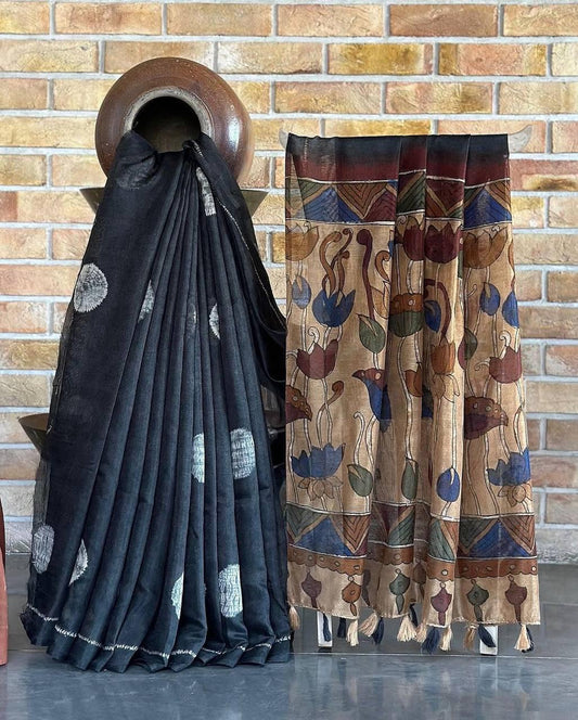 Lightweight Kalamkari Print Saree in Soft Linen