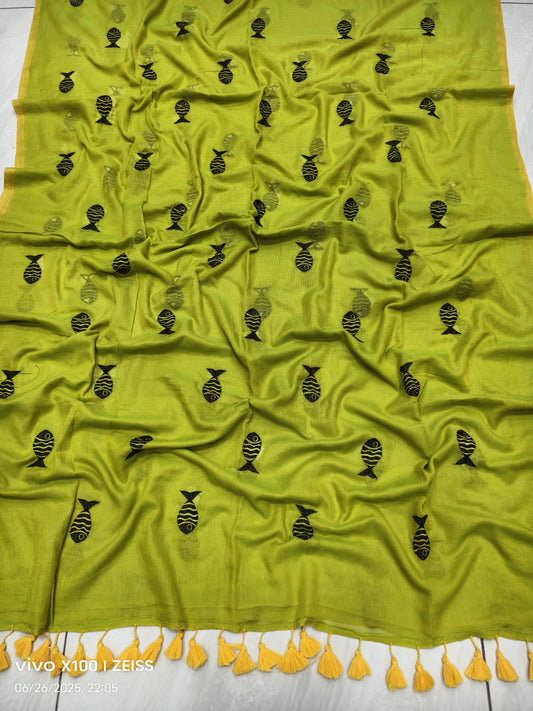 Fish Motif Mulmul Cotton Saree