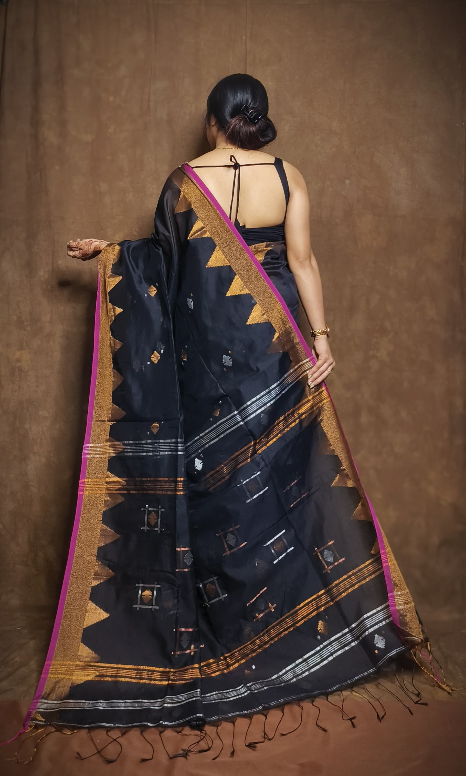 New Handloom Box Saree