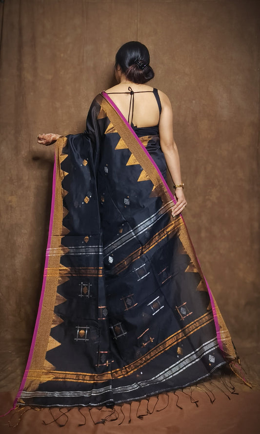 New Handloom Box Saree