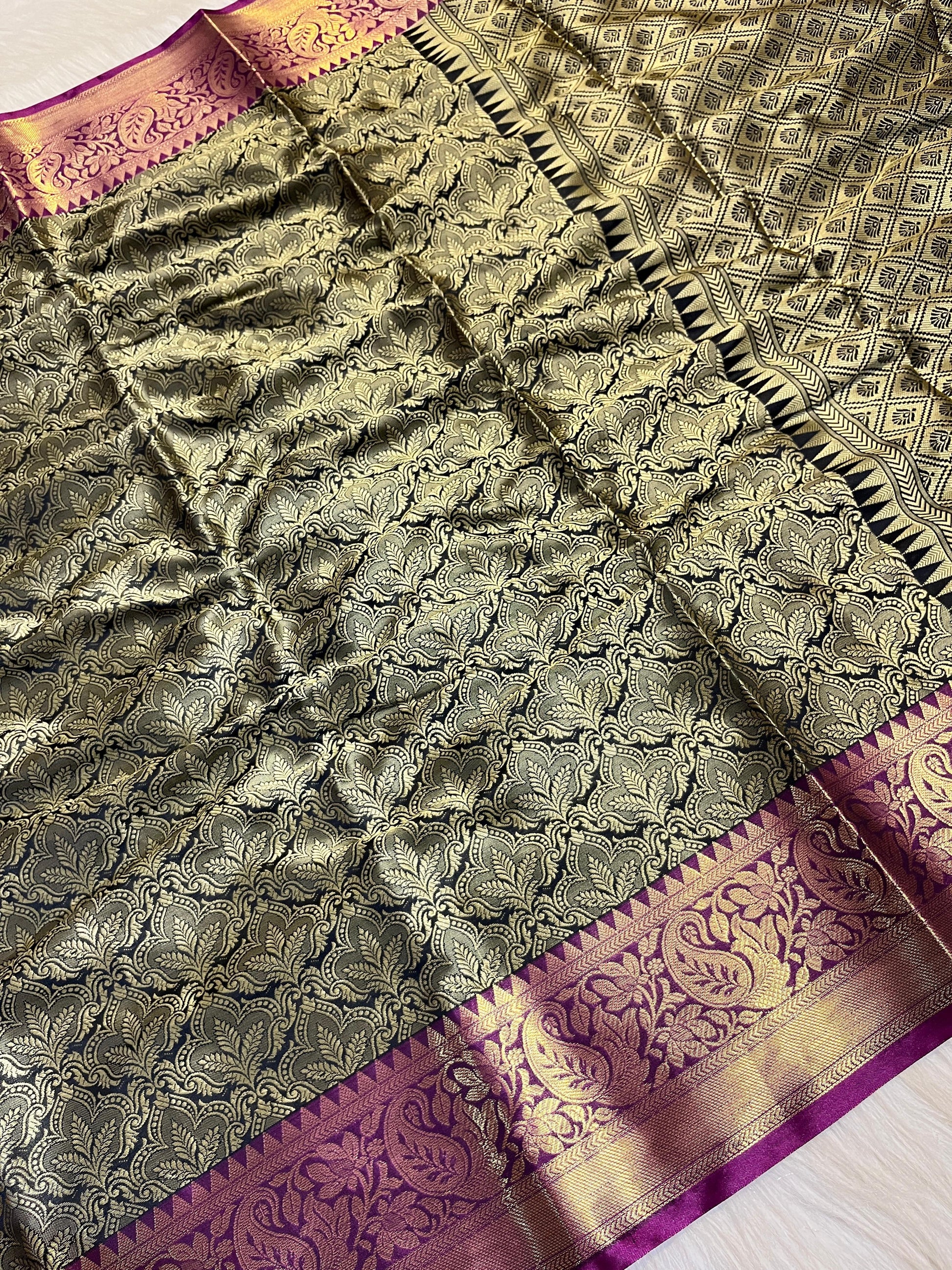 Katan Brocade Zari Tanchoi Saree