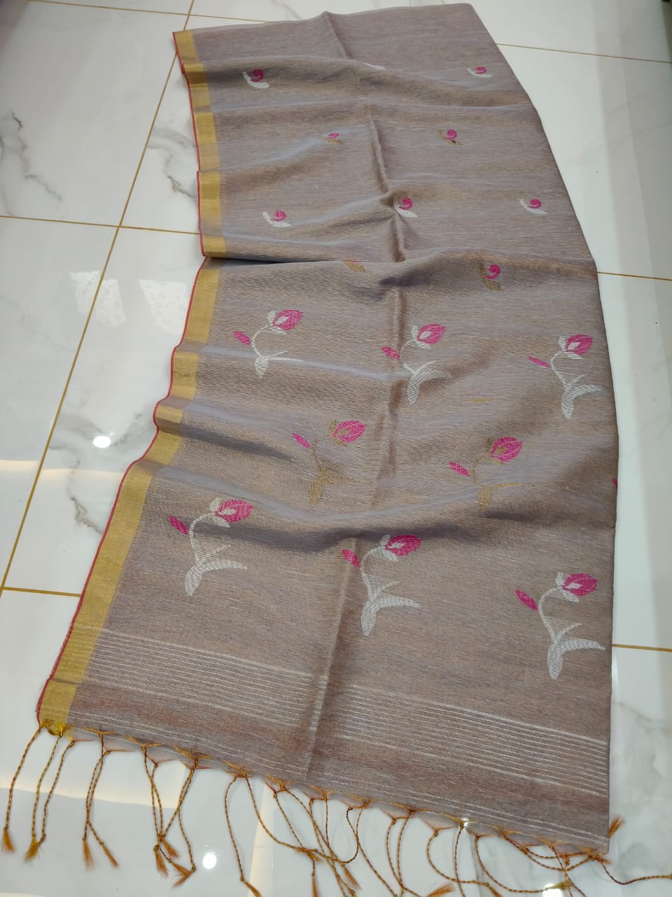 Exclusive Tissue Linen Jamdani Saree