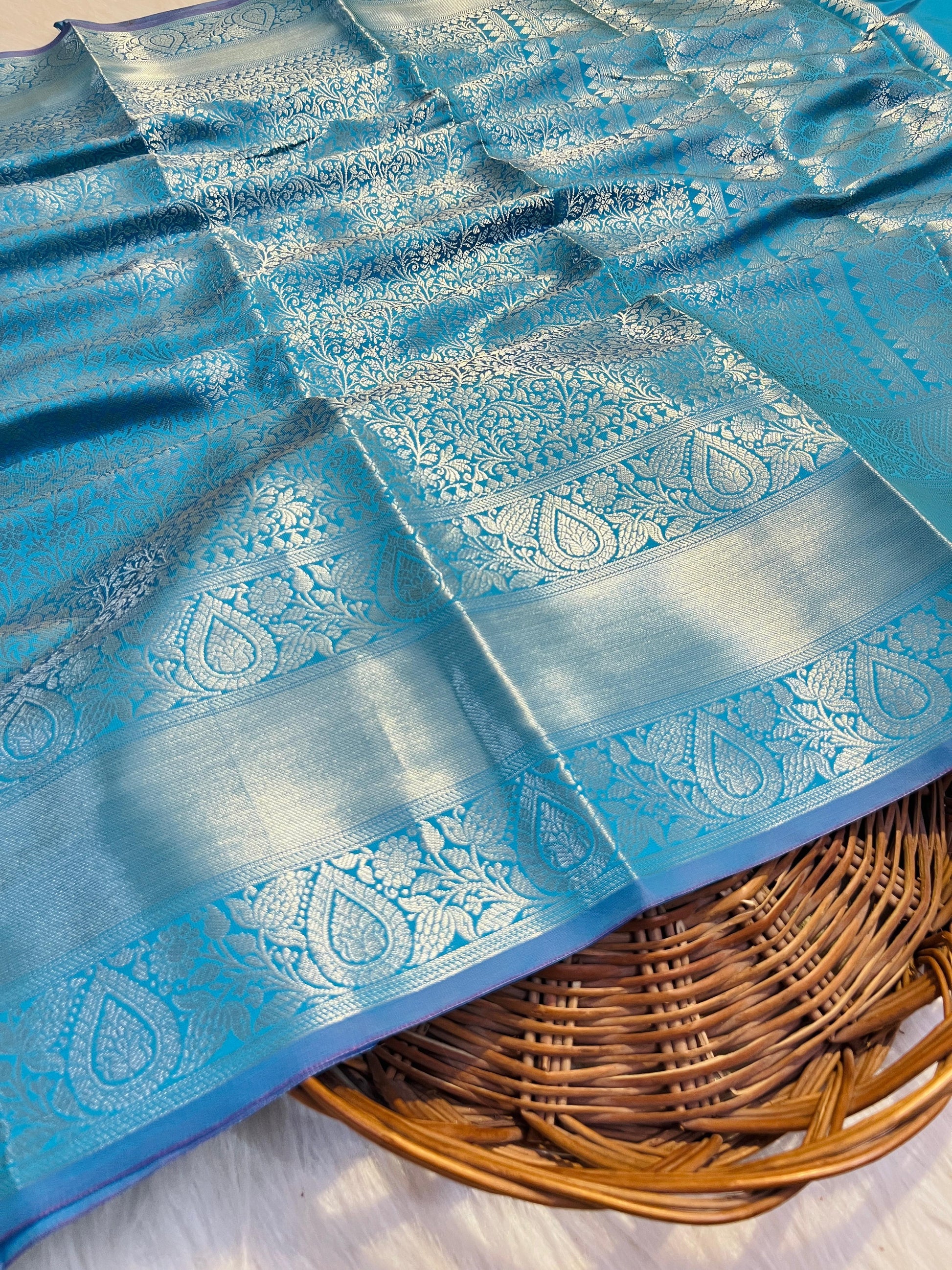 Banarasi Brocade Zari Tanchoi Saree