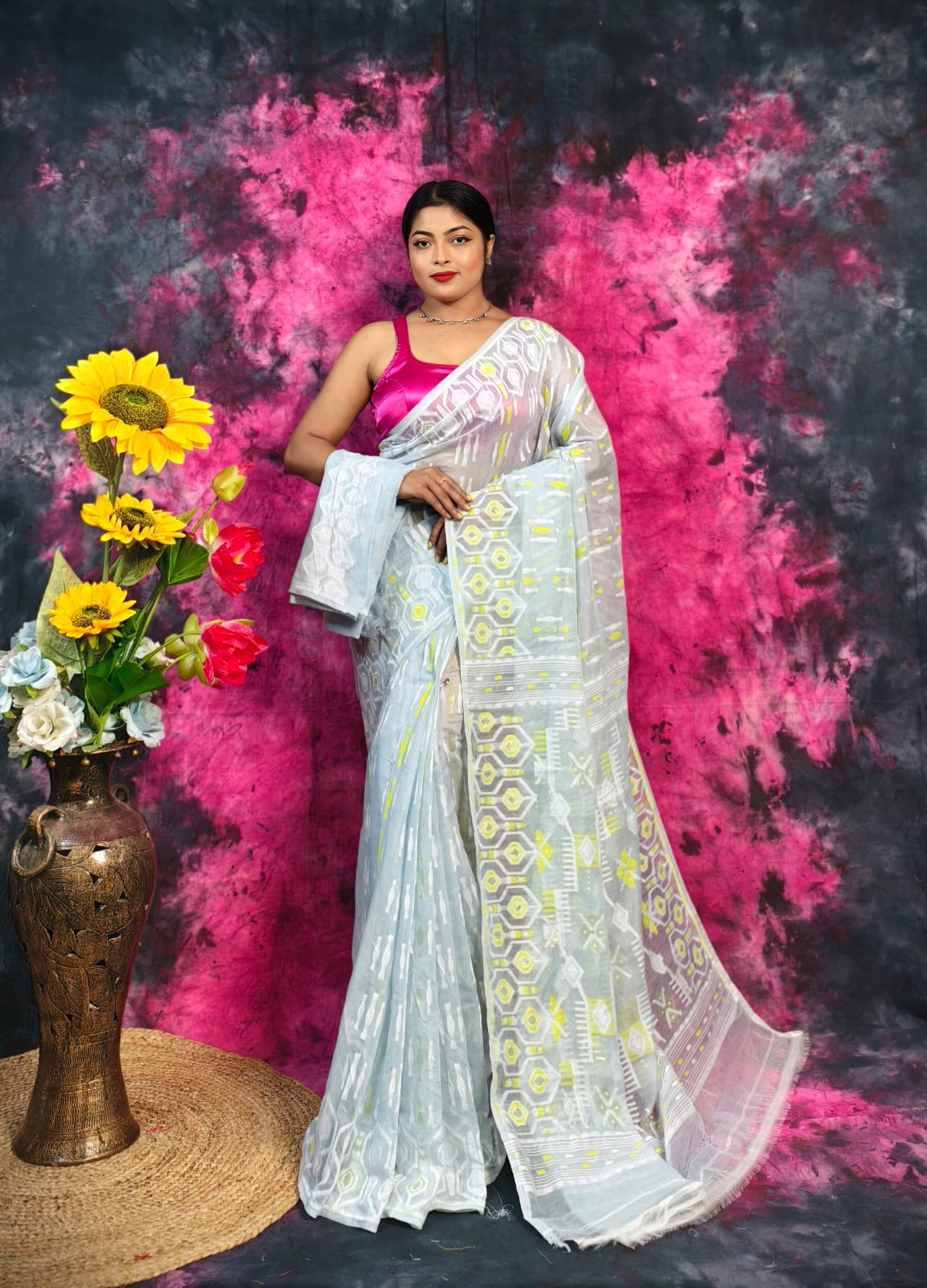 Exclusive Puja Special Jamdani Saree