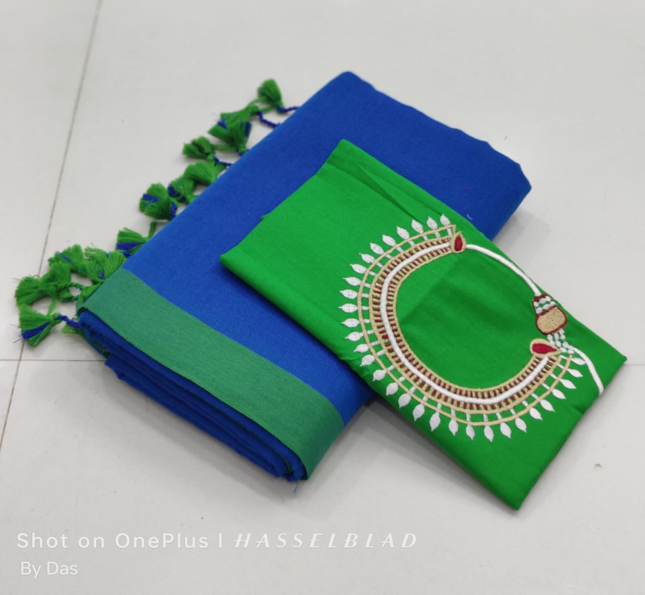 Plain cotton saree with embroidered blouse piece