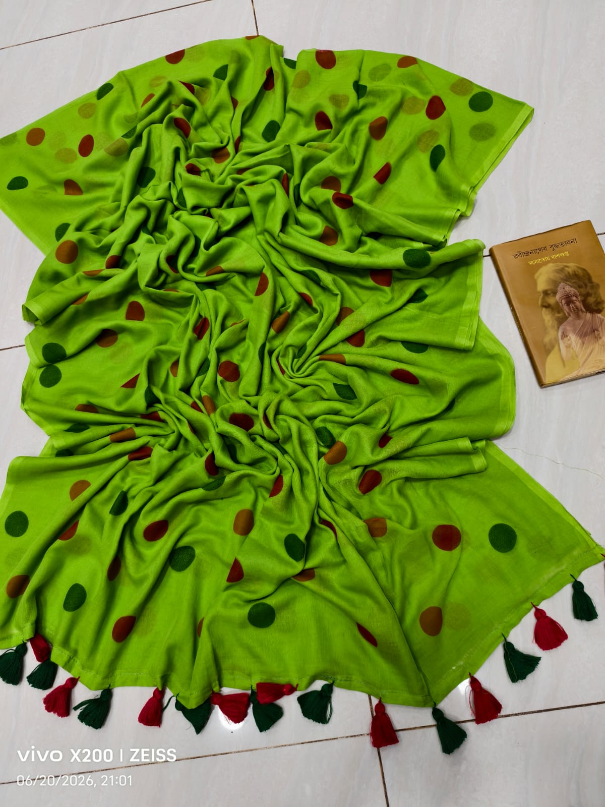 Multicolor Mulmul Cotton Saree