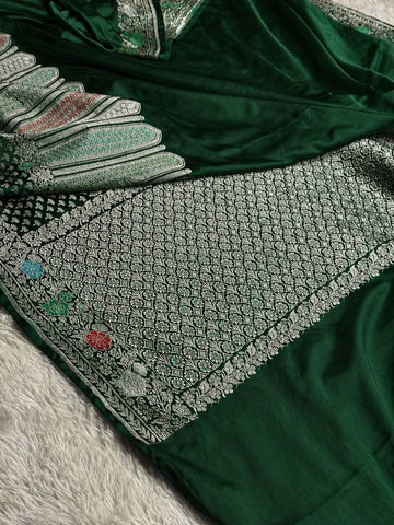 dark green