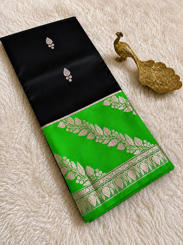 dark green