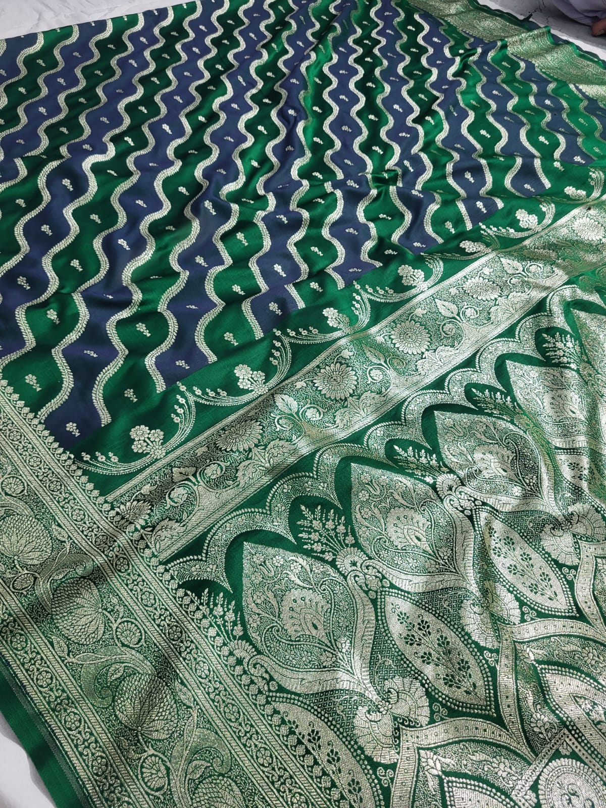 Banarasi Handloom Mashru Rangkat Katan Soft Silk Saree