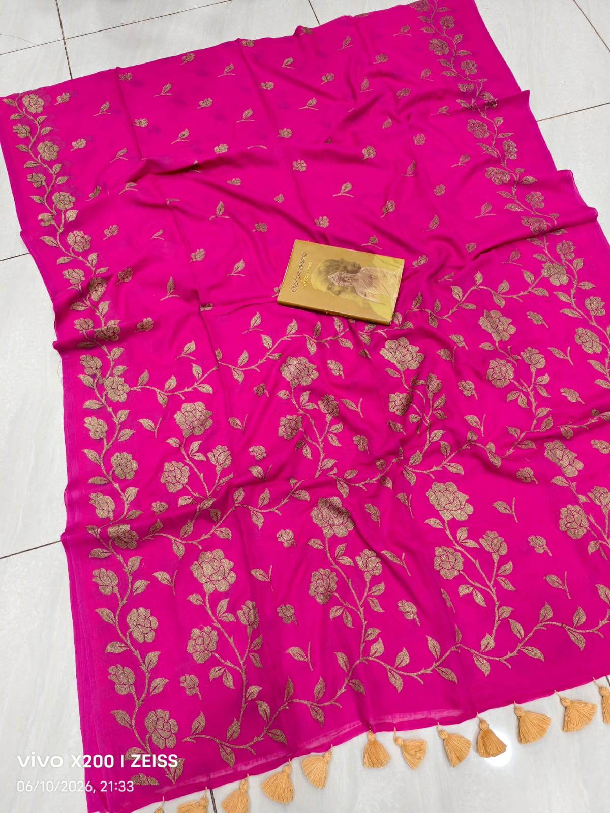 Floral Printed Mulmul Cotton Saree