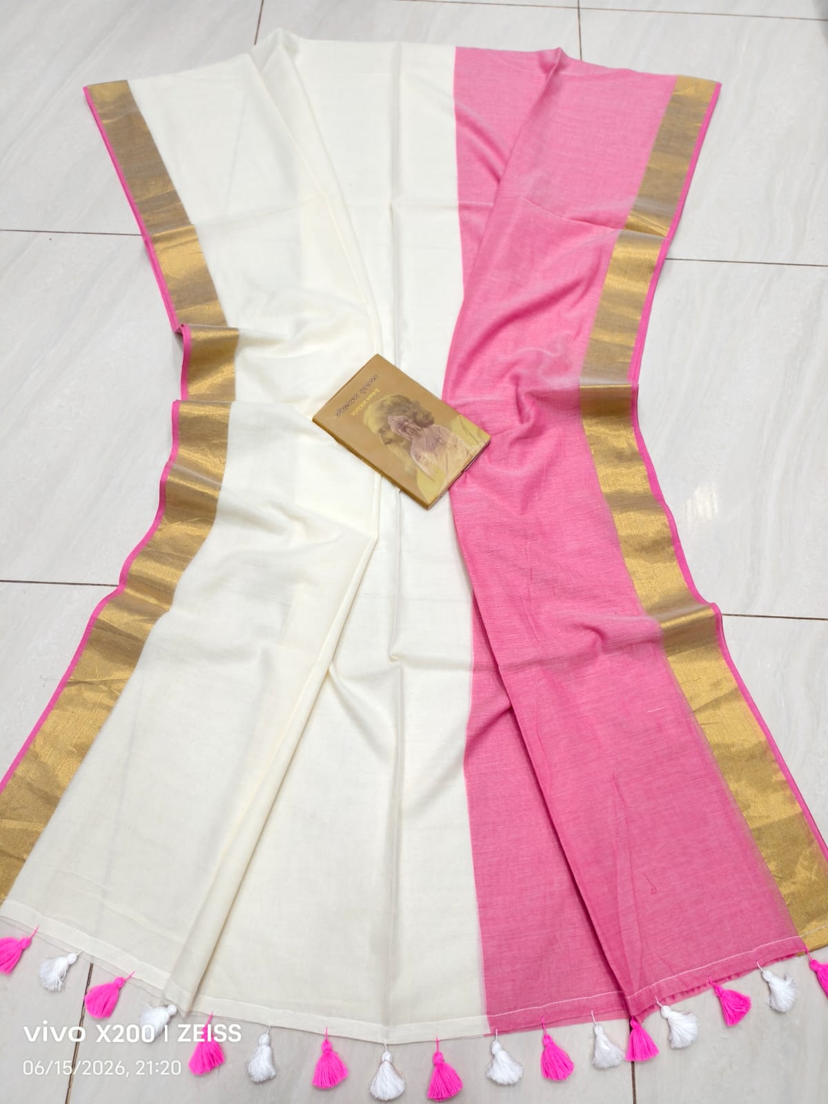 Zari Border Mulmul Cotton Saree