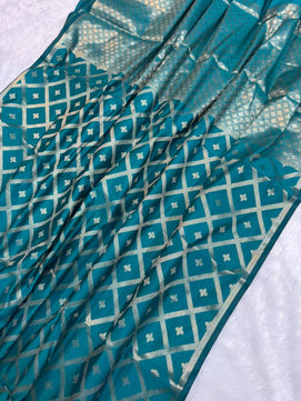 Banarasi Tapeta Soft Silk Saree