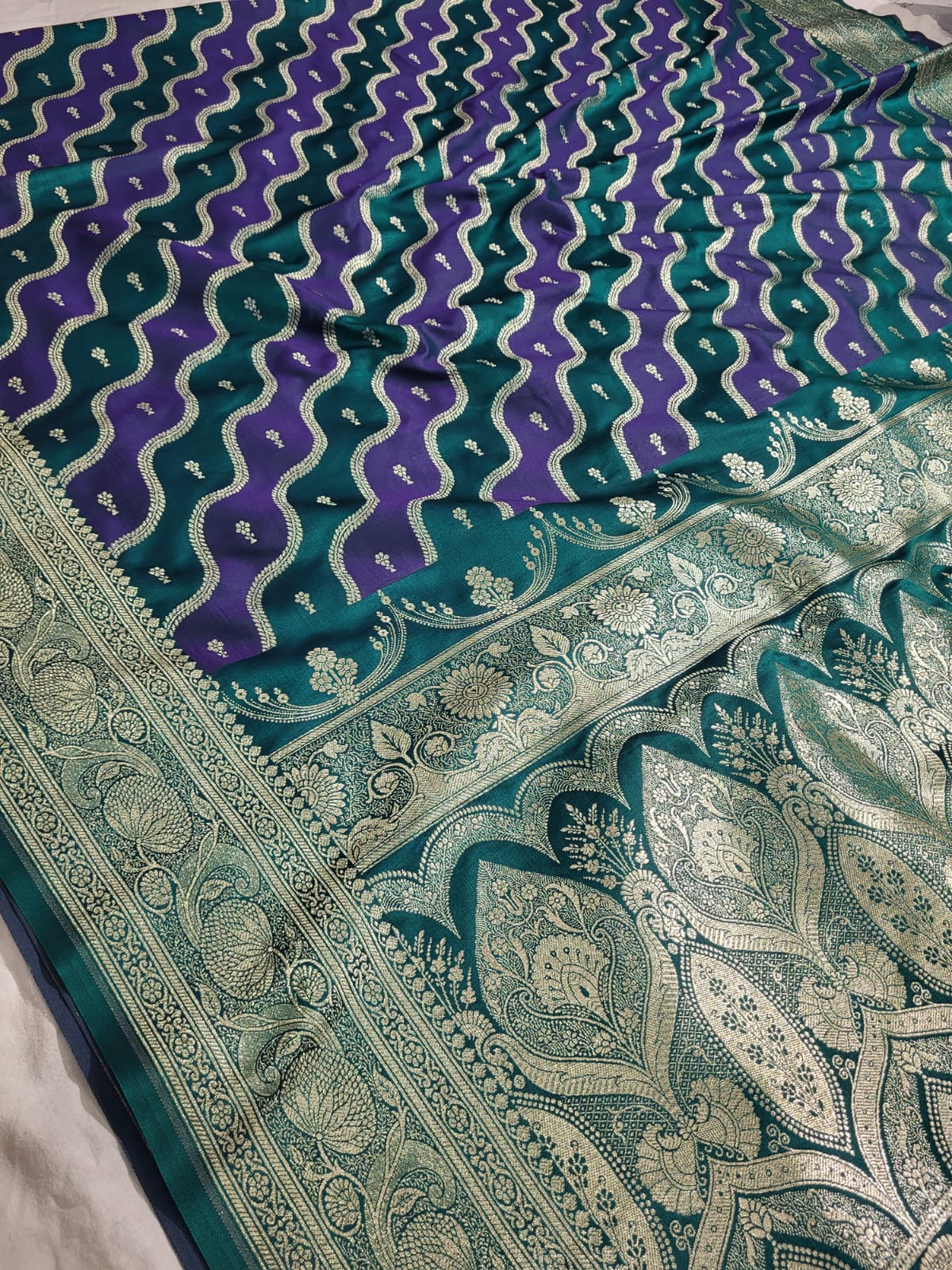Banarasi Handloom Mashru Rangkat Katan Soft Silk Saree