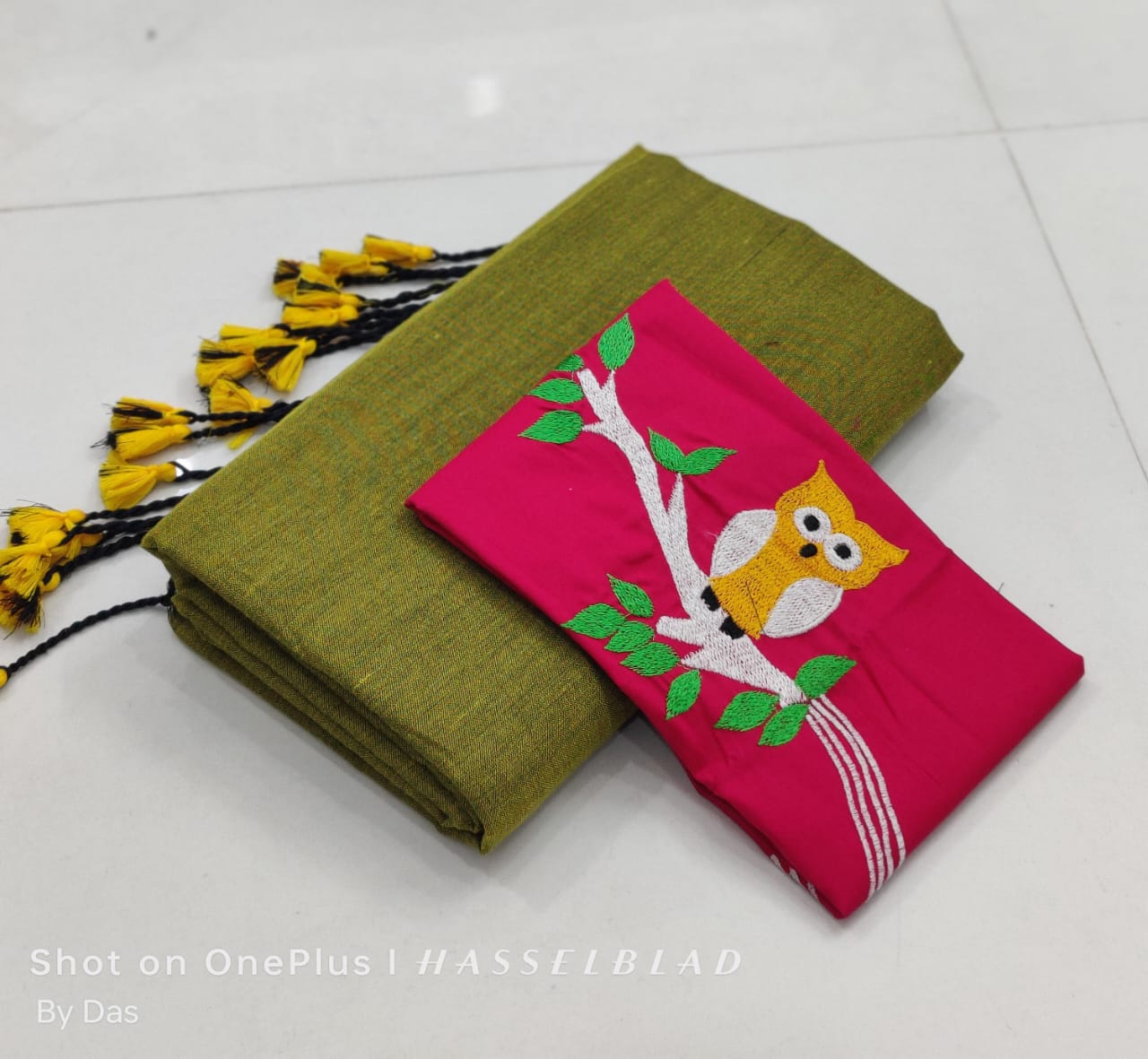 Plain cotton saree with embroidered blouse piece