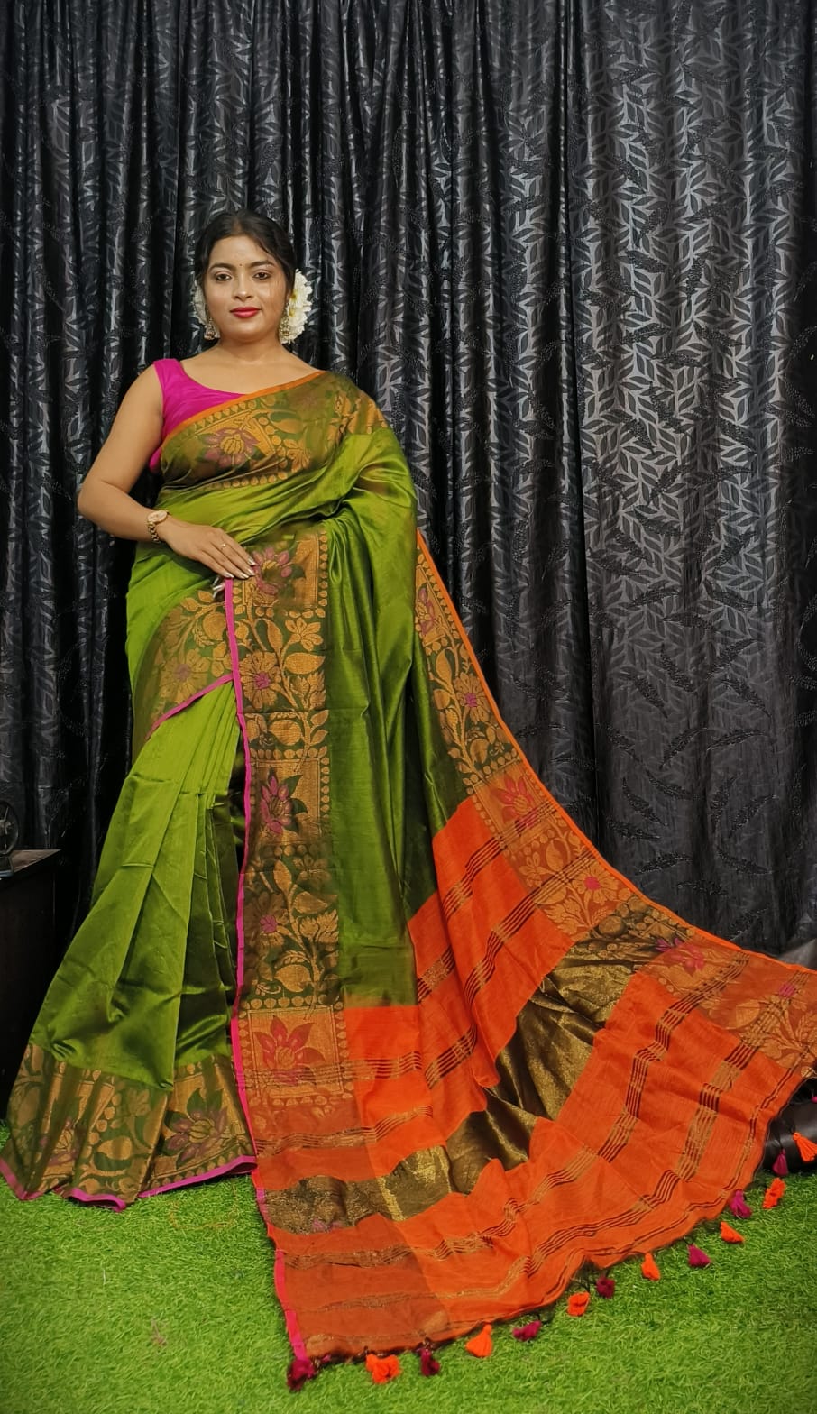 Handloom Copper Zari Meena Saree