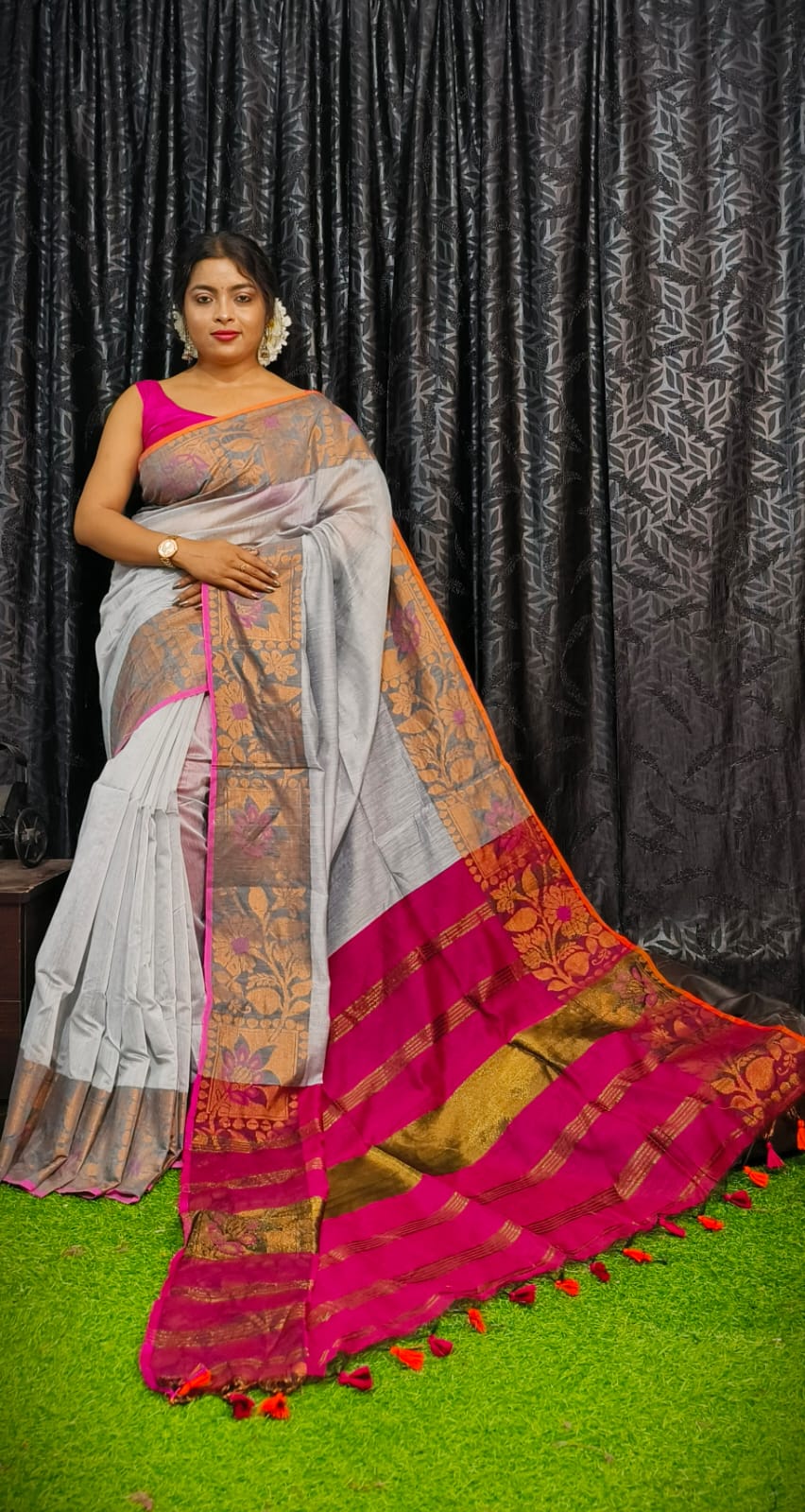 Handloom Copper Zari Meena Saree