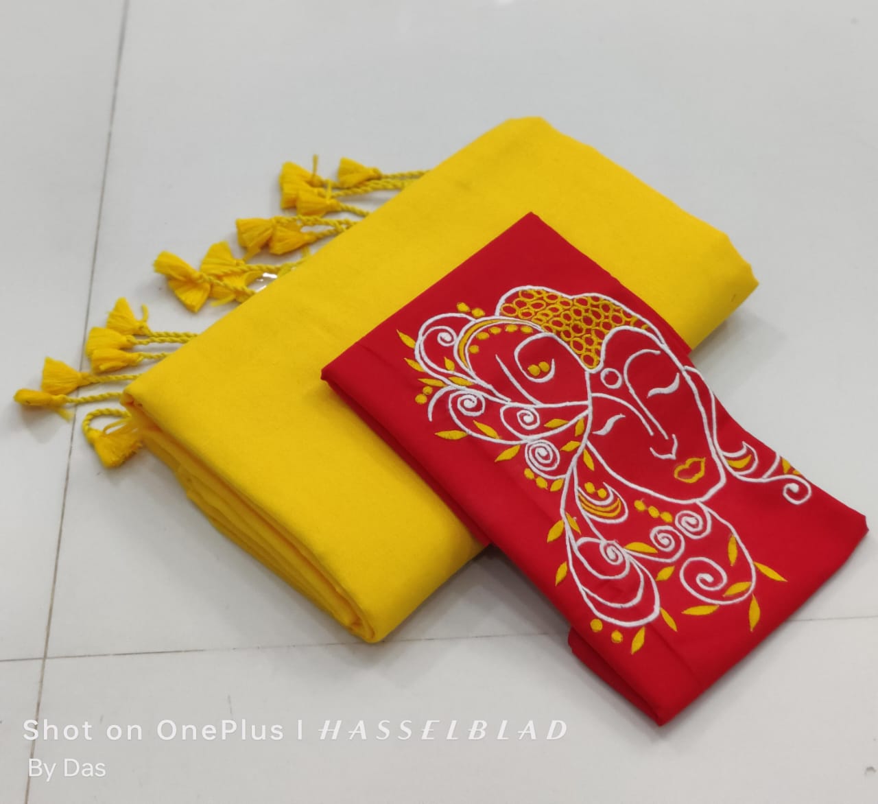Plain cotton saree with embroidered blouse piece