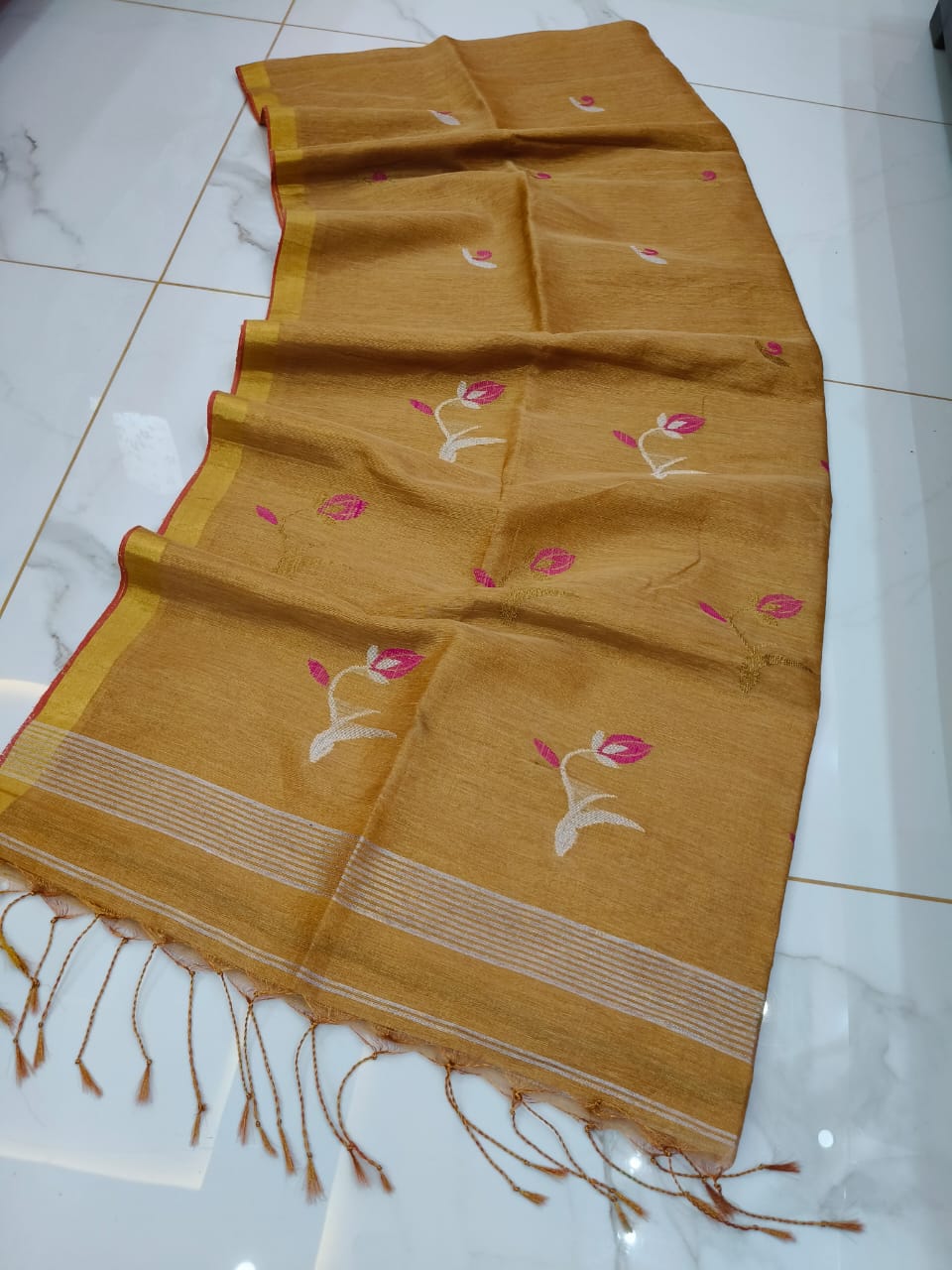 Exclusive Tissue Linen Jamdani Saree