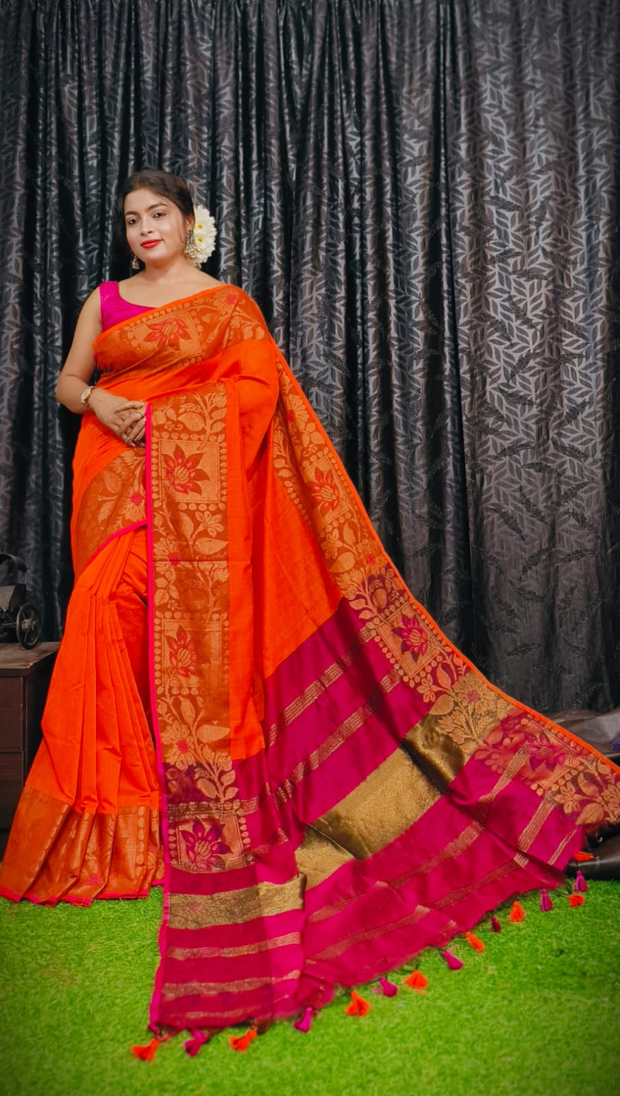 Handloom Copper Zari Meena Saree