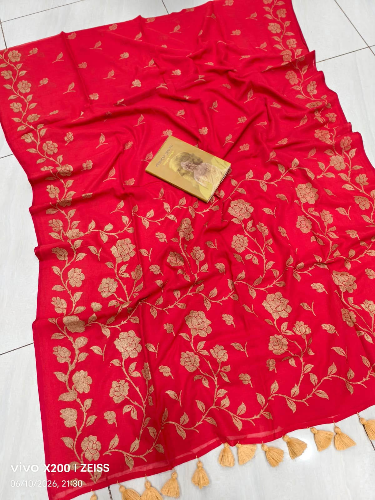 Floral Printed Mulmul Cotton Saree