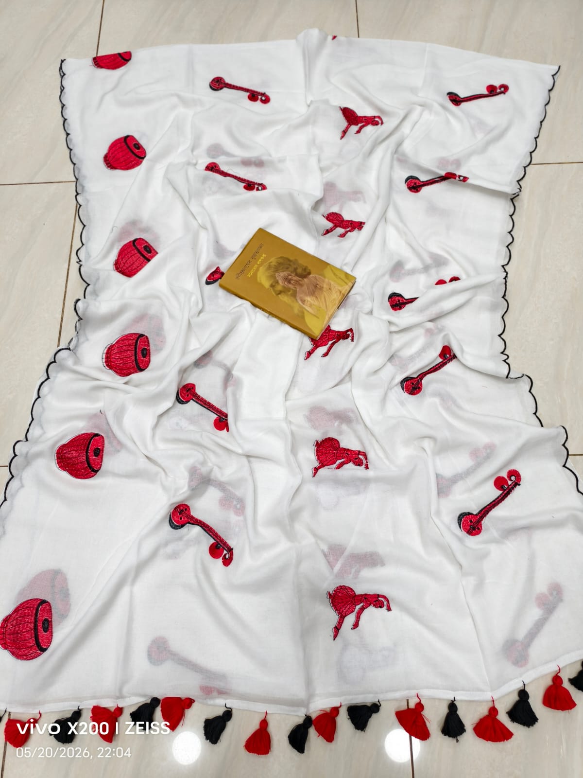 Embroidery Mulmul Cotton Saree