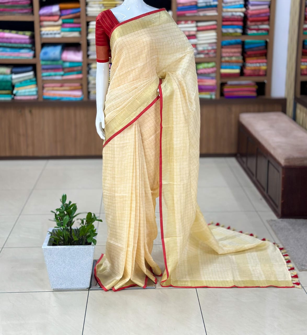 Semi Linen Saree (Style 1)