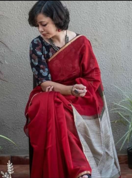 Silk Saree with Beautiful Weaving Design
