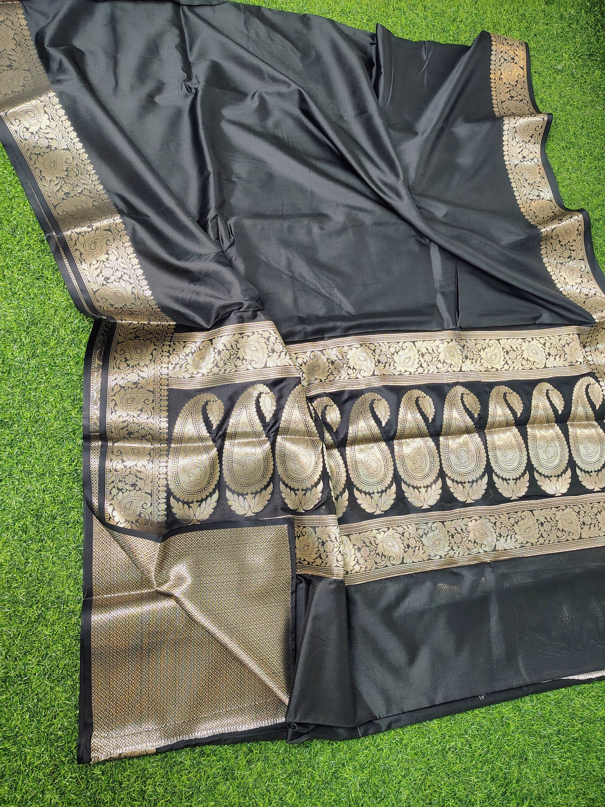 Beautiful Banarasi Soft Katan Silk Woven Saree