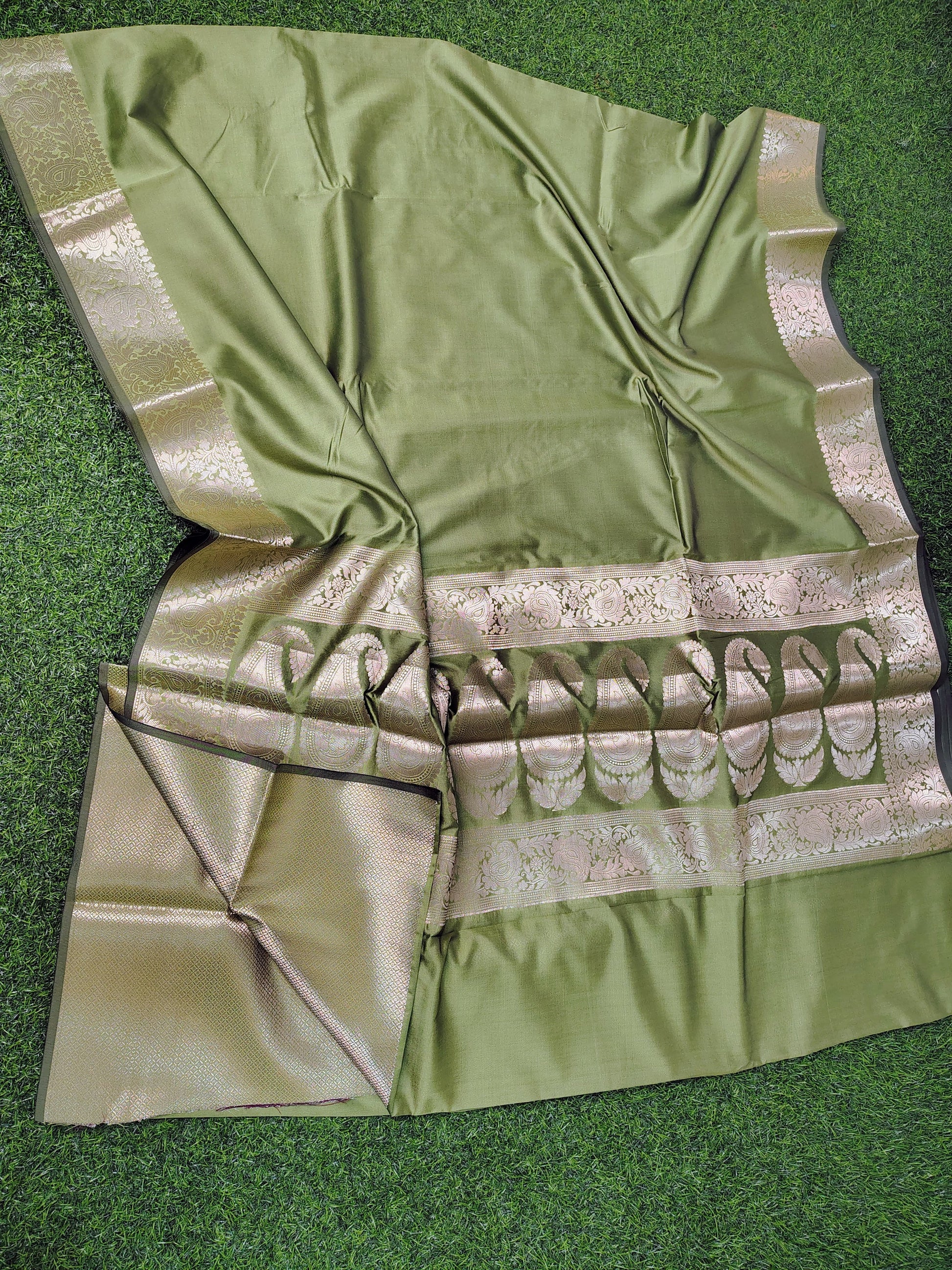 Beautiful Banarasi Soft Katan Silk Woven Saree