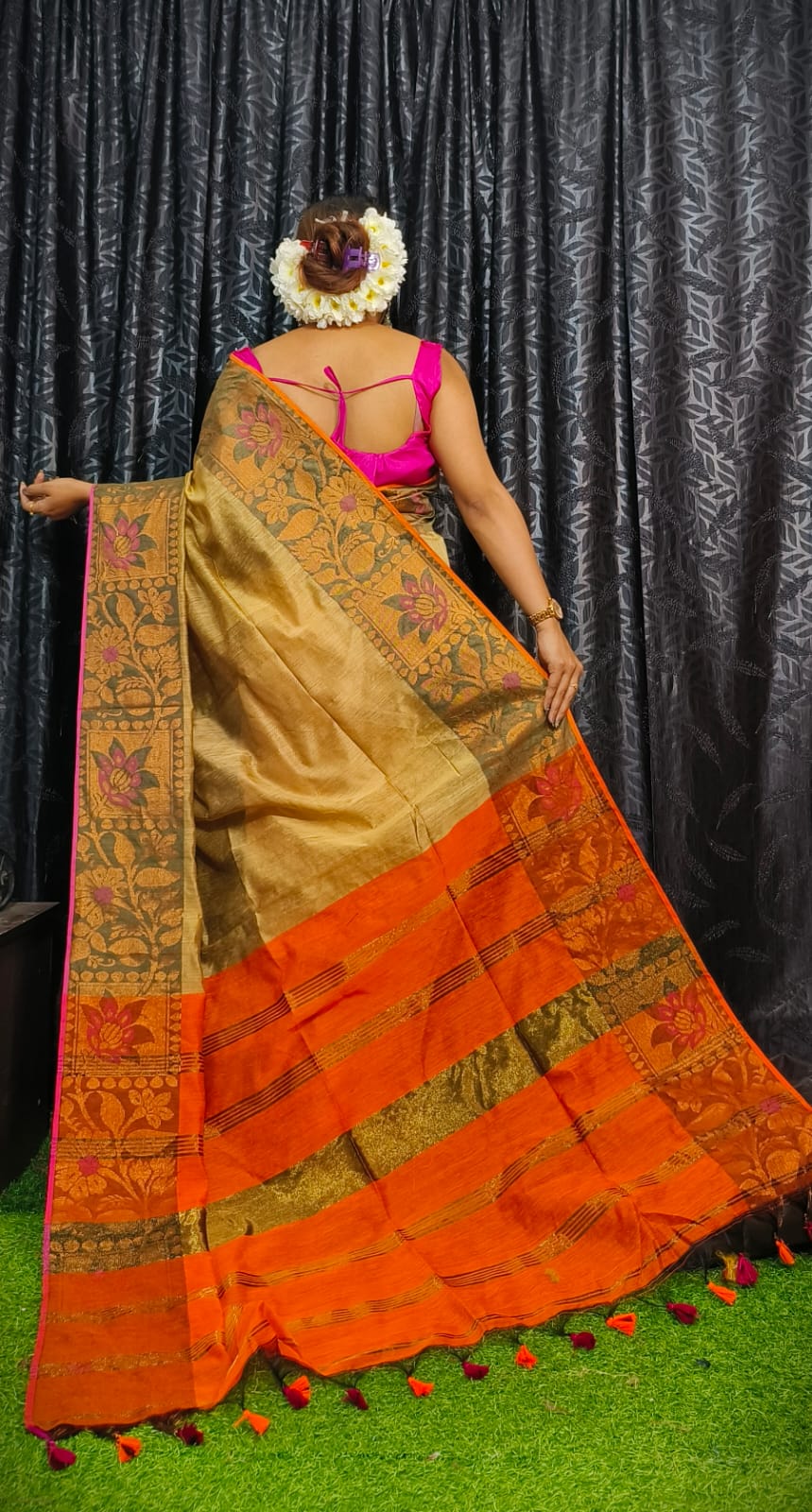 Handloom Copper Zari Meena Saree