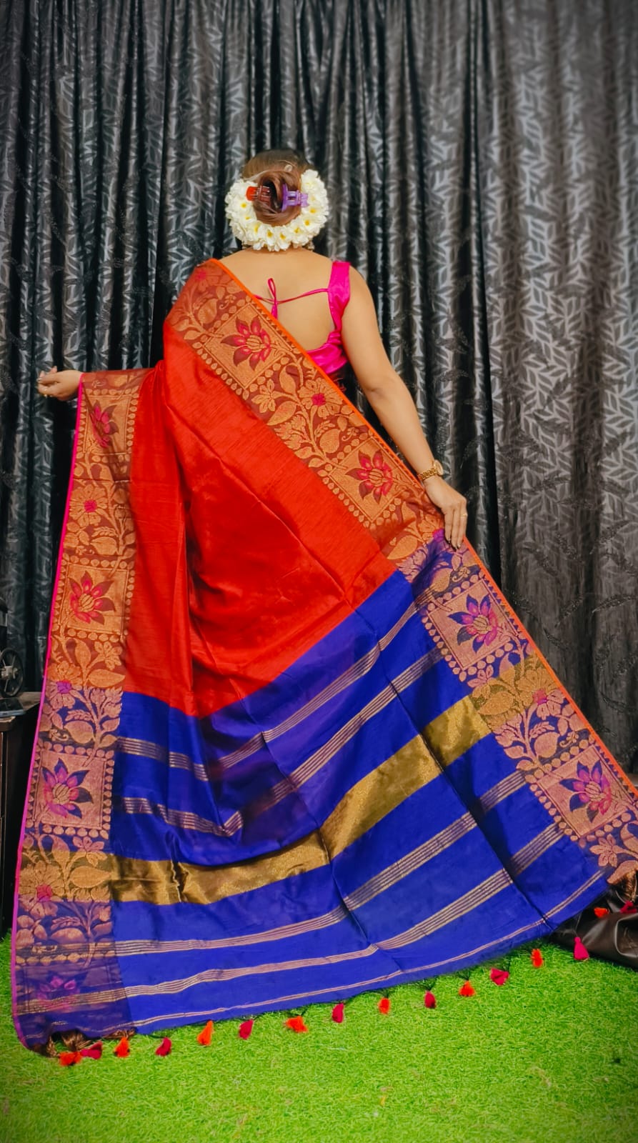Handloom Copper Zari Meena Saree