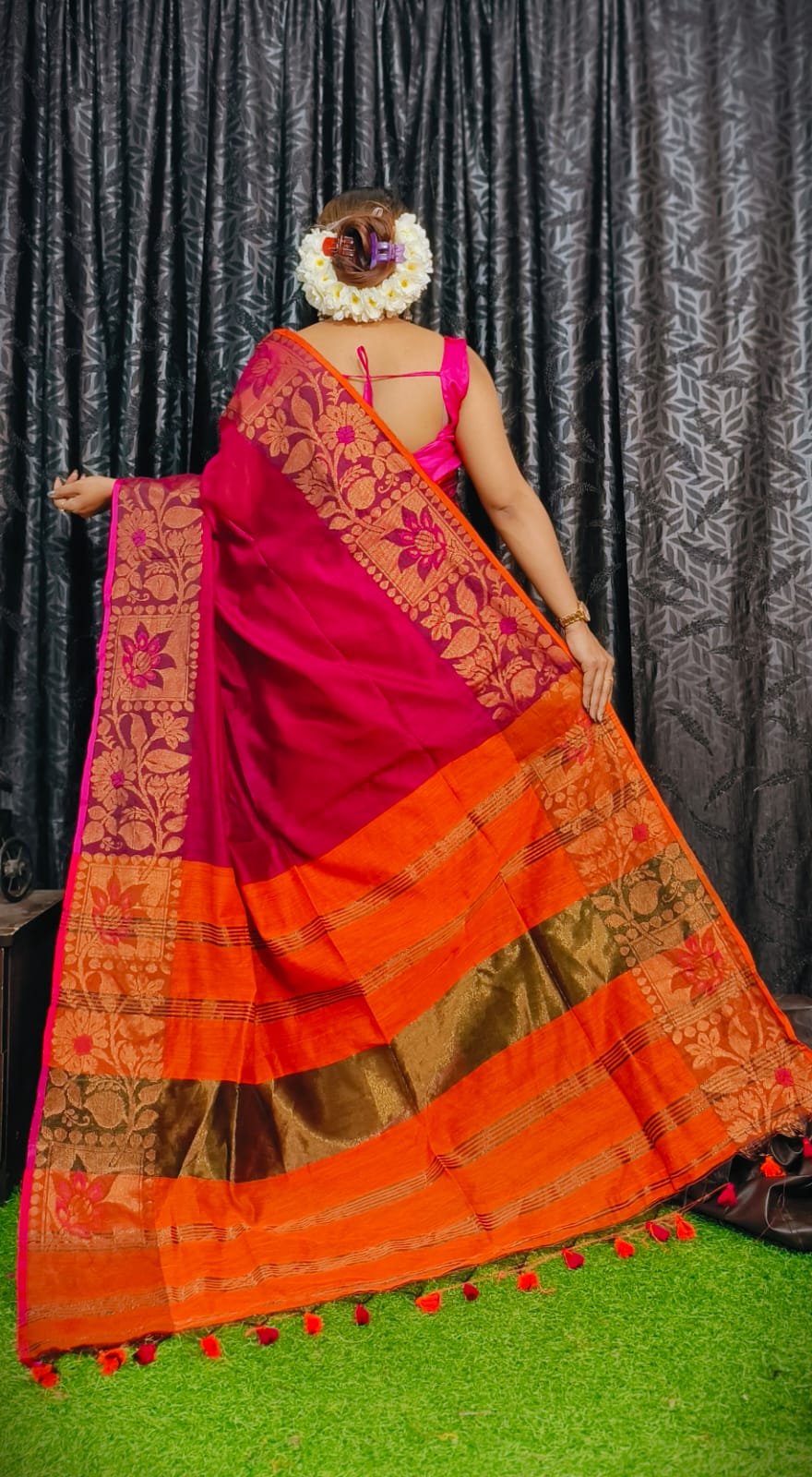 Handloom Copper Zari Meena Saree