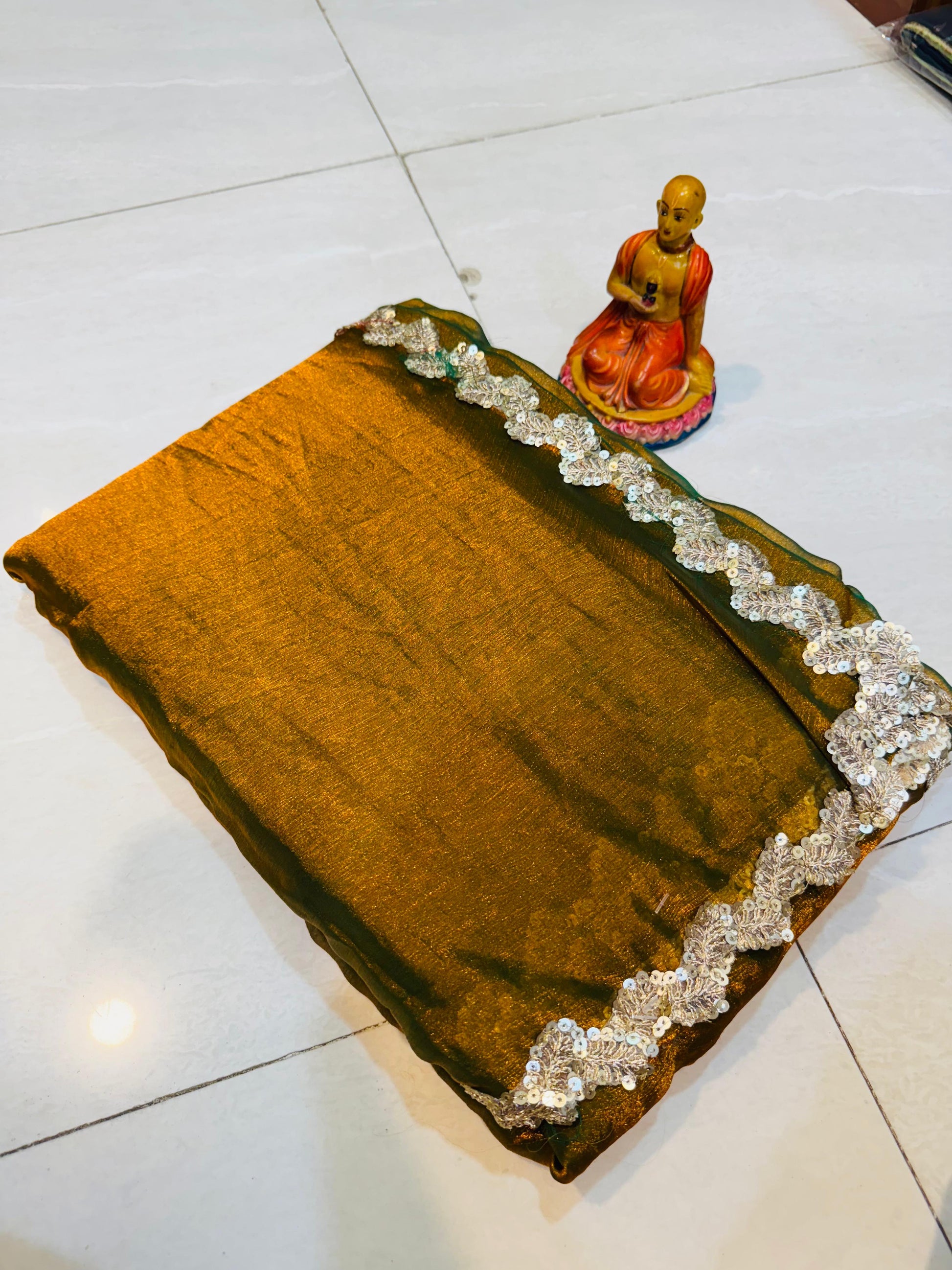 New Exclusive Tissue Saree with Soft Glossy Finish