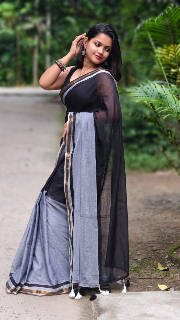 Mulmul Cotton Saree with Zari Border