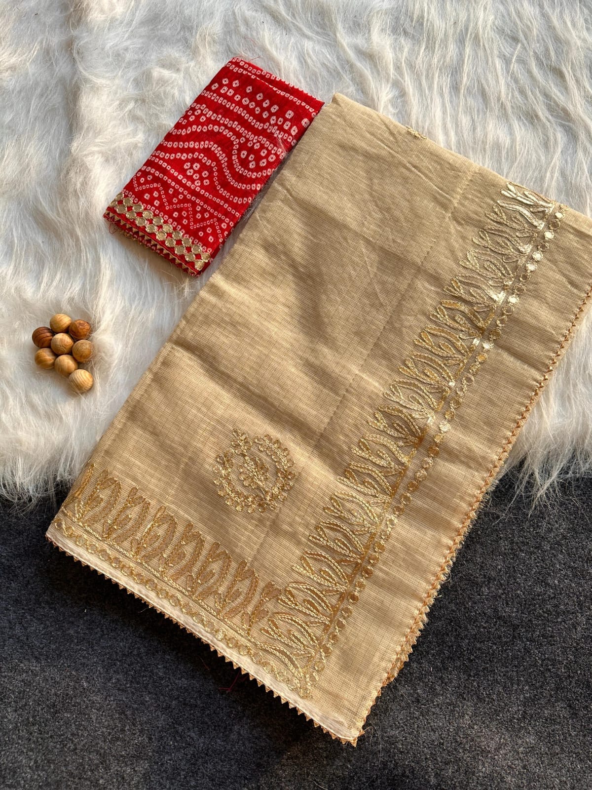 Kota Doria Jugnu Checks Saree With Gotta Patti Work