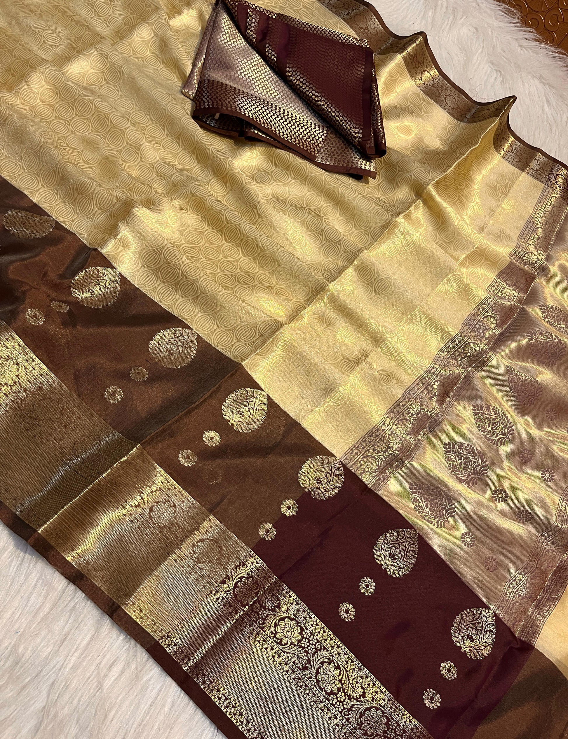 Soft Silk Tanchoi Saree