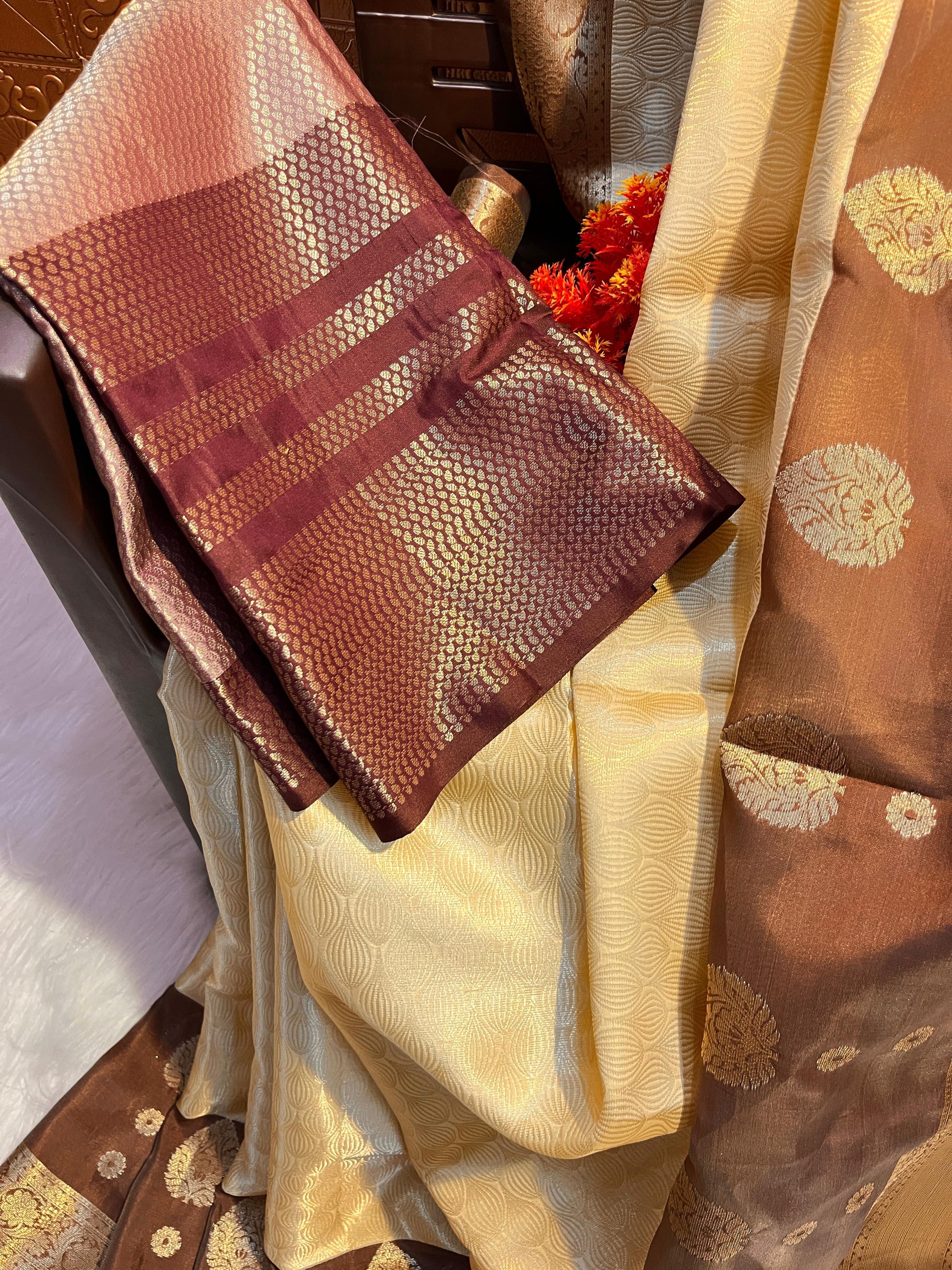 Soft Silk Tanchoi Saree