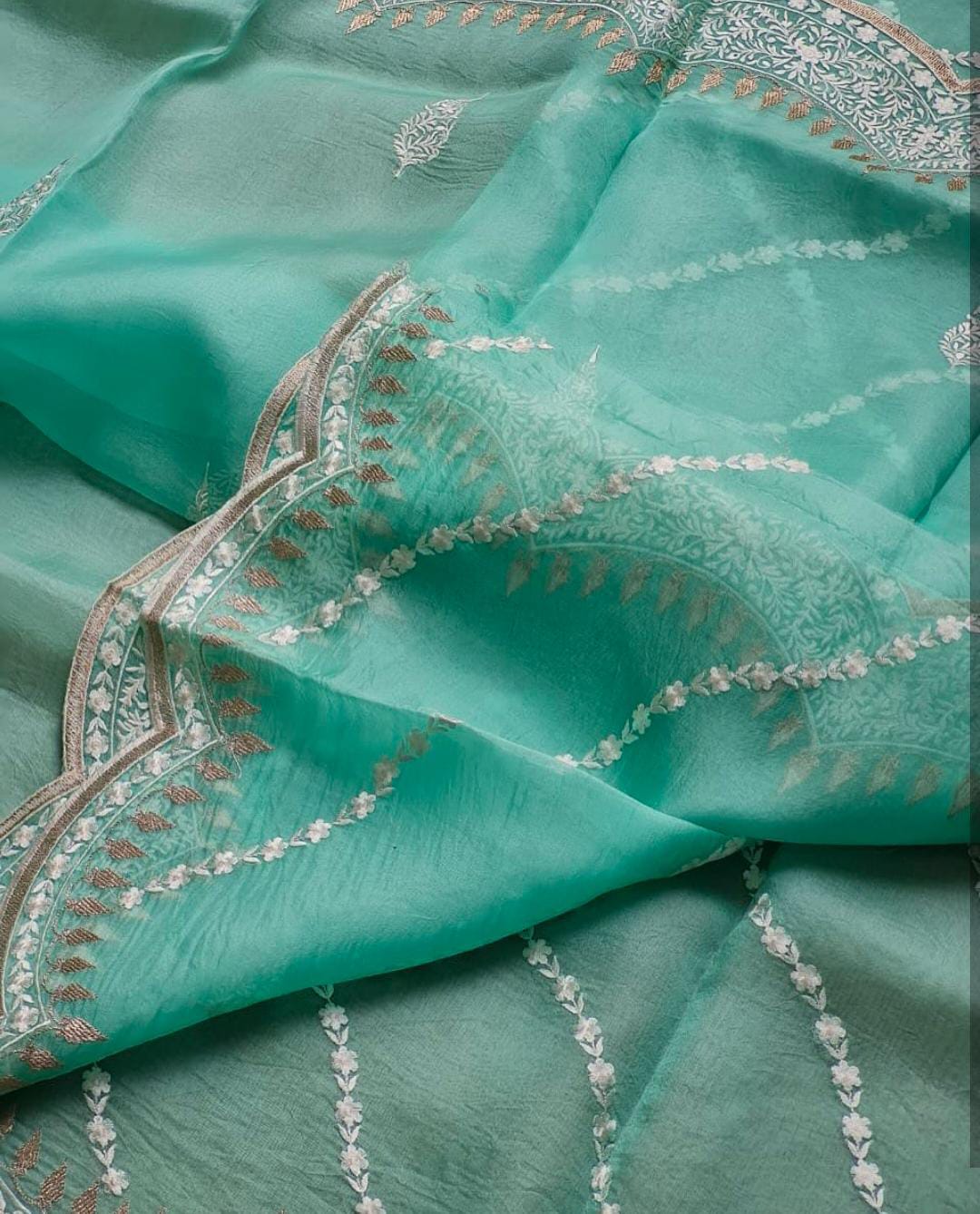 Kora Organza Saree with Beautiful Embroidery Work