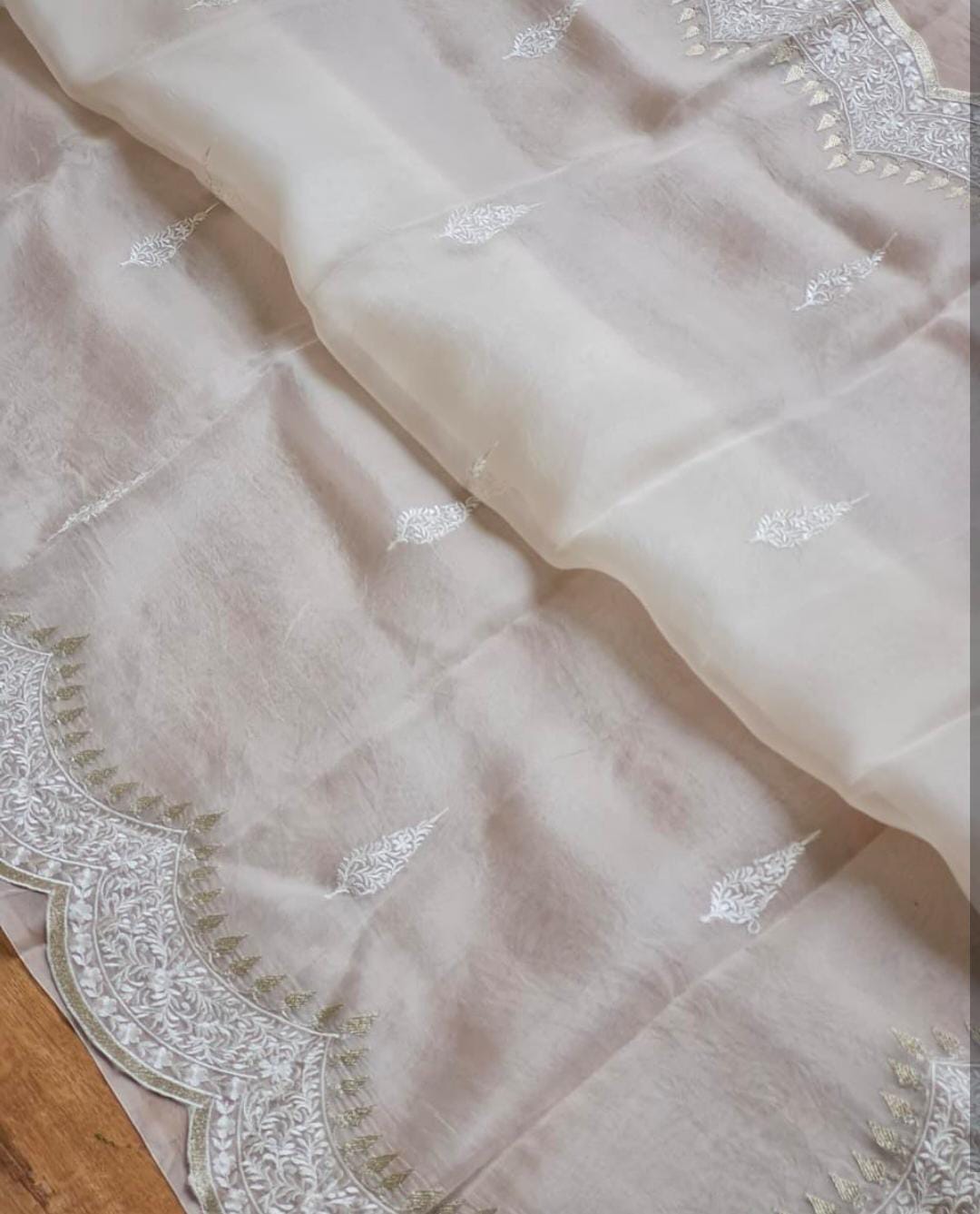 Kora Organza Saree with Beautiful Embroidery Work