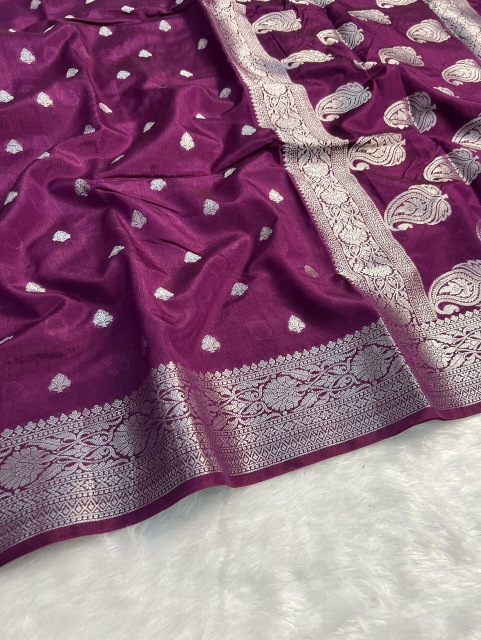Banarasi Viscose Silk Saree