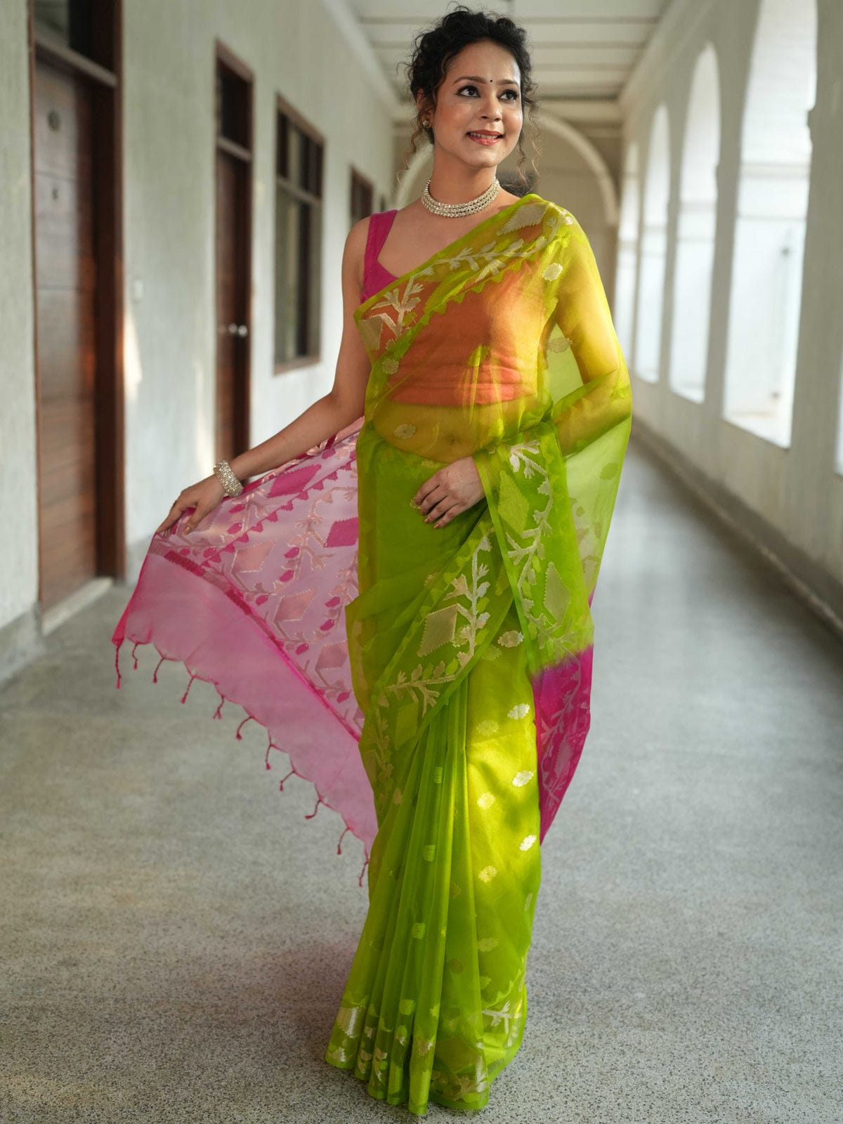 Muslin Organza Jamdani Saree
