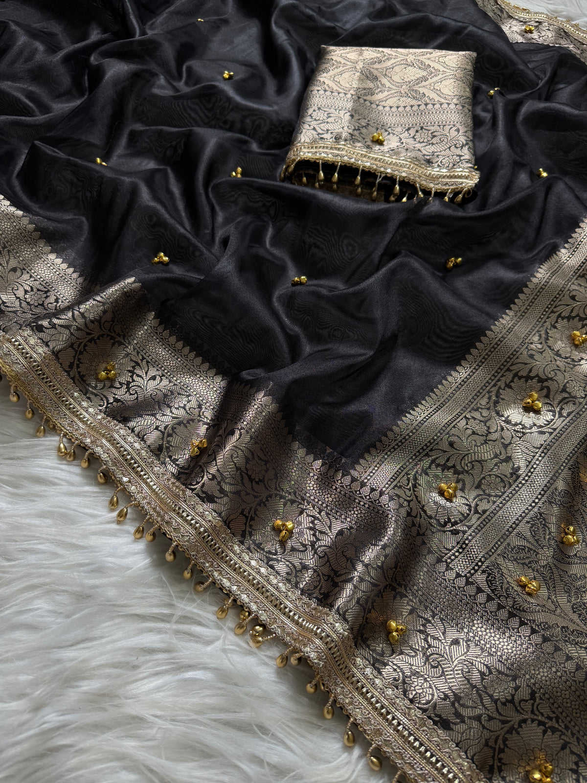 Tissue Ghungru Saree