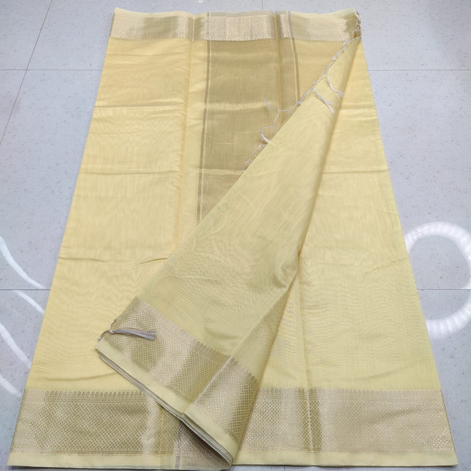 Cotton Plain Saree