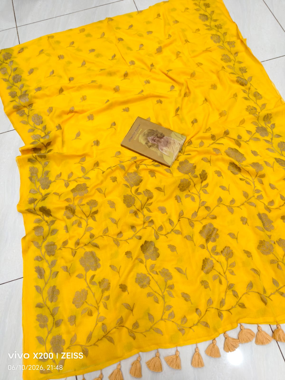 Floral Printed Mulmul Cotton Saree